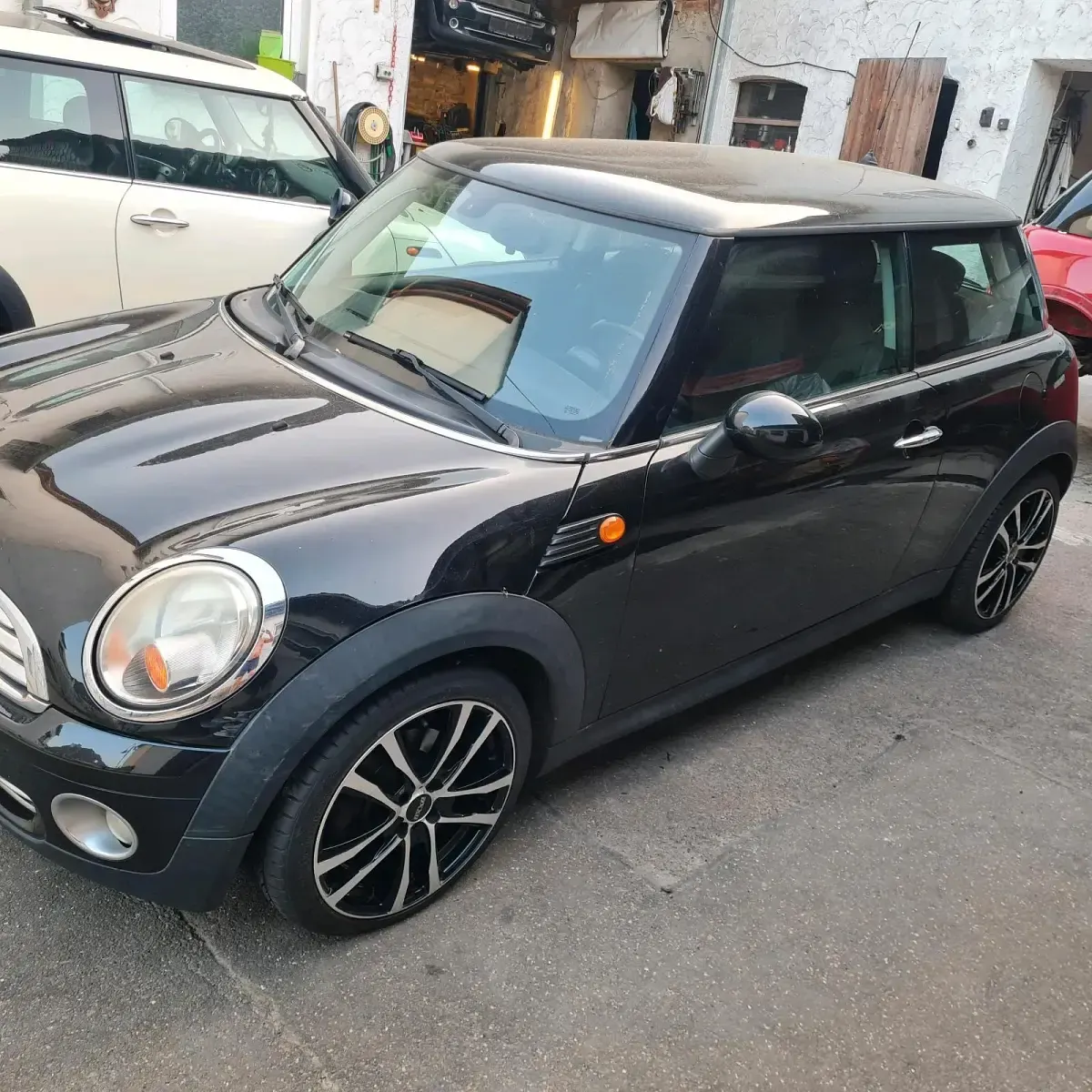 Gebraucht Mini Cooper 122 PS (89 kW) 2009 Schwarz Kleinwagen