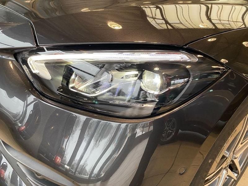 Gebraucht Mercedes C300 265 PS (194 kW) 2025 Grau Limousine