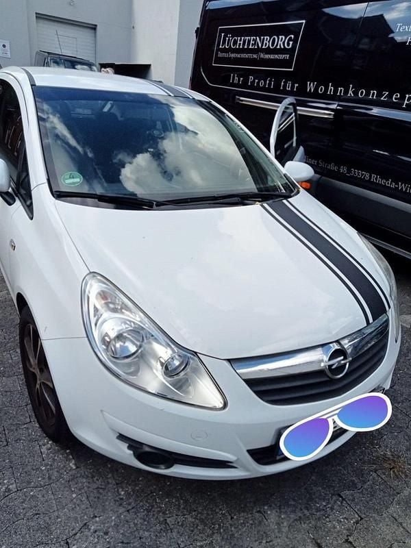 Gebraucht Opel Corsa 69 PS (50 kW) 2010 Weiß Kleinwagen