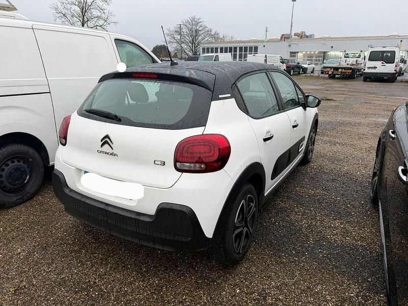 Gebraucht Citroën C3 Shine 110 PS (80 kW) 2022 Weiß Limousine