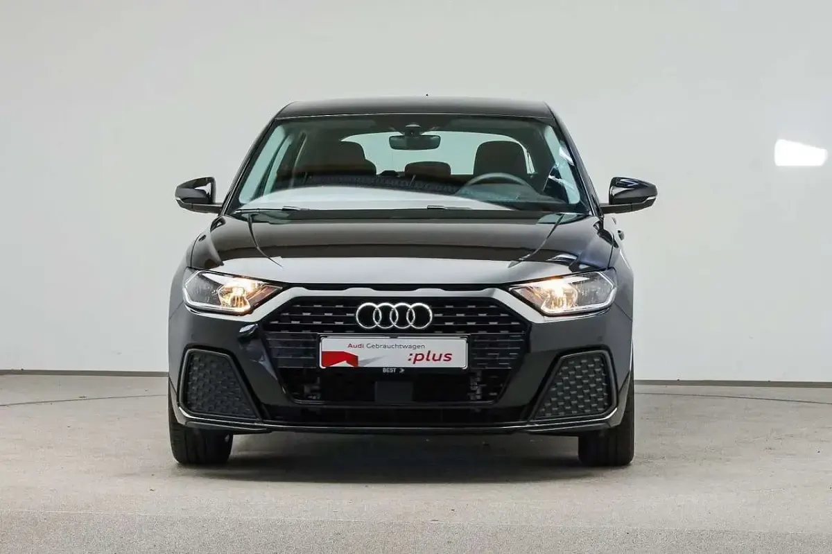 Gebraucht Audi A1 95 PS (69 kW) 2024 0e mythosschwarz metallic SUV