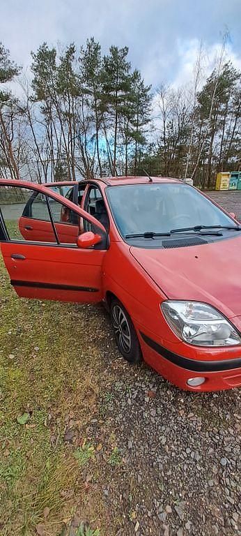 Gebraucht Renault Scénic 107 PS (78 kW) 1999 Rot Van / Kleinbus