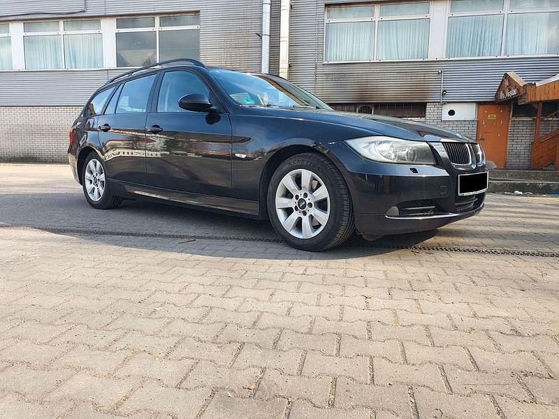 Brugt BMW 320 163 HK (119 kW) 2007 Sort Stationcar