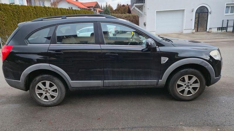 Gebraucht Chevrolet Captiva LS 136 PS (100 kW) 2007 Schwarz SUV