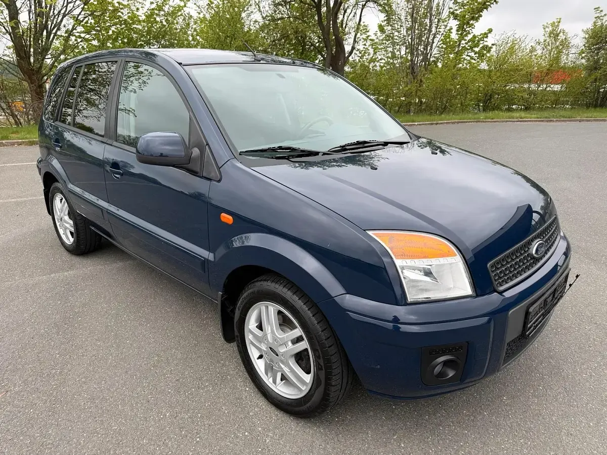 Usata Ford Fusion Trend 80 CV (58 kW) 2011 Blu Utilitaria