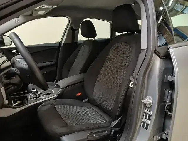 Occasion BMW 218 Performance 136 ch (100 kW) 2024 Gris Coupé