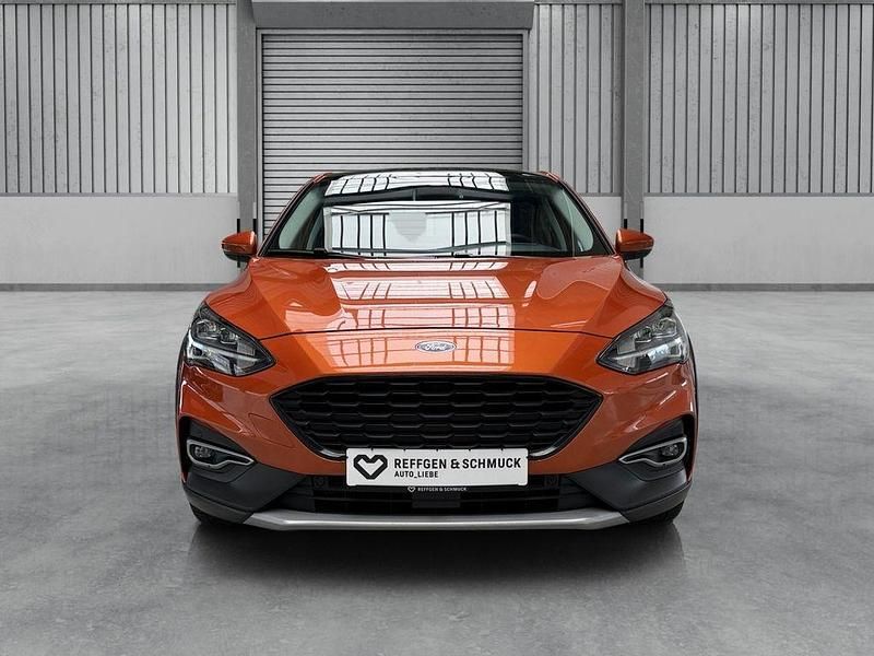 Usata Ford Focus Active 151 CV (111 kW) 2019 Arancione Berlina