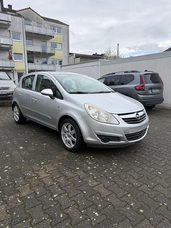 Gebraucht Opel Corsa 80 PS (58 kW) 2007 Silber Kleinwagen