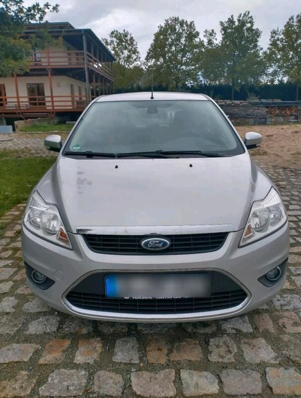 Silber Gebraucht 2009 Ford Focus Kombi | 3.500 € (Fairer Preis) - Bild 1/4