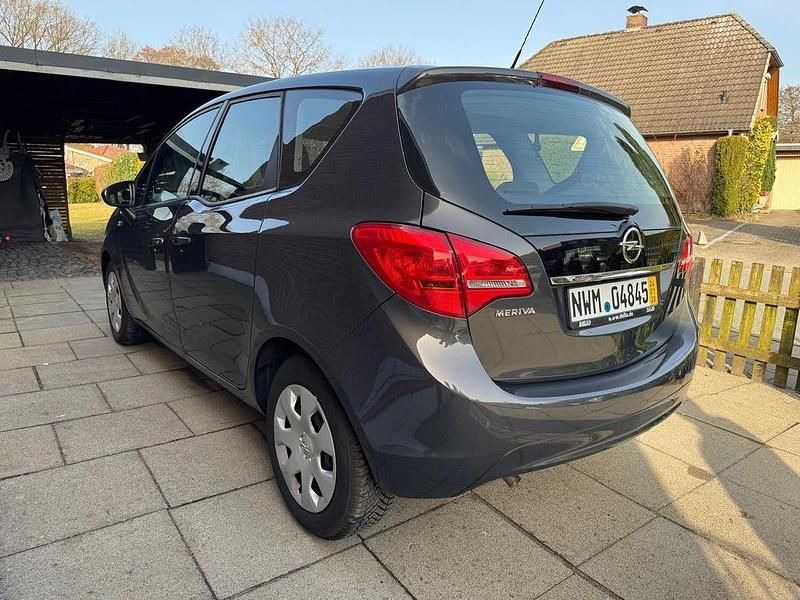 Gebraucht Opel Meriva Selection 101 PS (74 kW) 2015 Grau Van / Kleinbus
