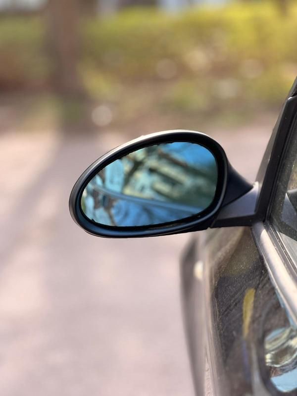 Second-hand BMW 116 122 CP (89 kW) 2010 Negru Hatchback