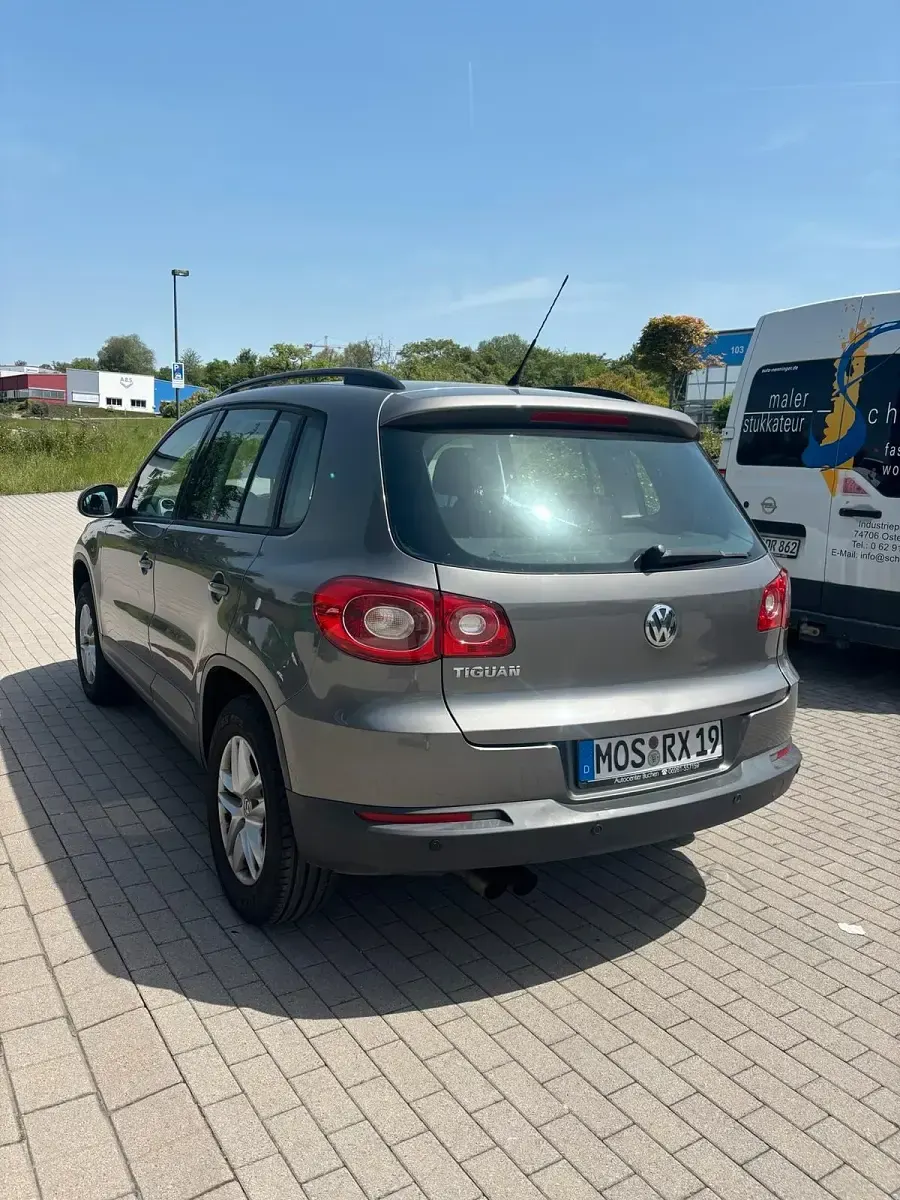 Gebraucht VW Tiguan 150 PS (110 kW) 2009 Grau SUV