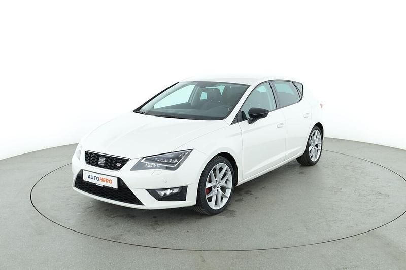 Weiß Gebraucht 2017 Seat Leon FR Limousine | 14.750 € - Bild 1/3