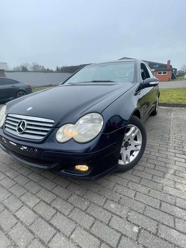 Gebraucht Mercedes C200 122 PS (89 kW) 2004 Coupé