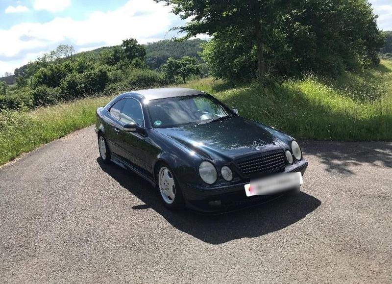 Schwarz Gebraucht 1999 Mercedes 230 Elegance Coupé | 2.400 € - Bild 1/4