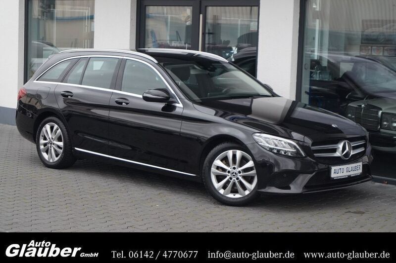 Obsidianschwarz metalliclack Gebraucht 2019 Mercedes C200 Kombi | 21.950 € (Guter Preis) - Bild 1/4