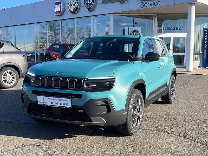 Ceramic azure Gebraucht 2024 Jeep Avenger EV Longitude SUV | 37.770 € (Teuer) - Bild 1/4
