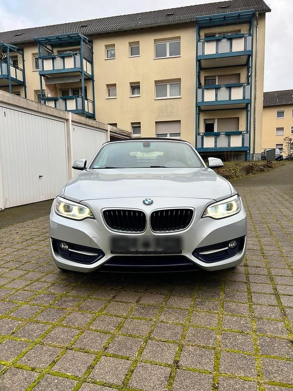 Gebraucht BMW 220 184 PS (135 kW) 2016 Silber Cabrio