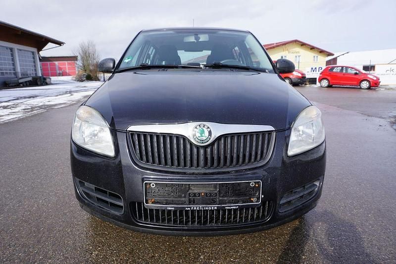Gebraucht Skoda Fabia Cool Edition 69 PS (50 kW) 2010 Schwarz Limousine
