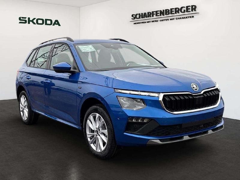 Neu Skoda Kamiq Tour 150 PS (110 kW) 2025 Raceblau metallic SUV