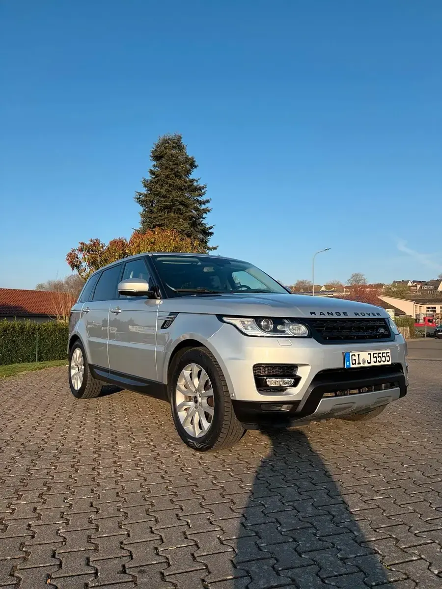 Gebraucht Land Rover Range Rover 258 PS (189 kW) 2013 Silber SUV