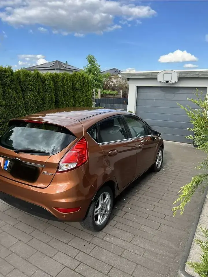 Gebraucht Ford Fiesta Titanium 80 PS (58 kW) 2013 Kleinwagen