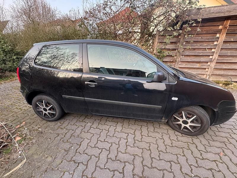 Gebraucht VW Polo Trendline 54 PS (39 kW) 2003 Schwarz Kleinwagen