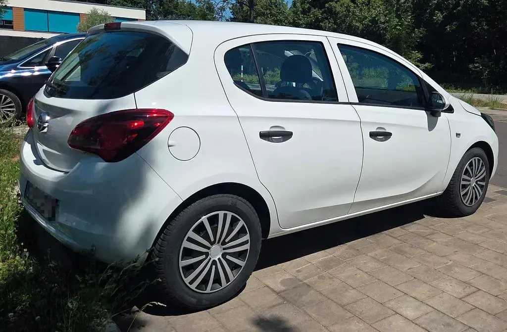 Gebraucht Opel Corsa 69 PS (50 kW) 2018 Weiß Kleinwagen