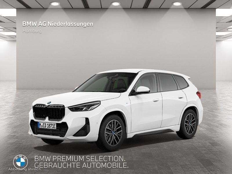 Weiß Gebraucht 2023 BMW iX1 M Sport SUV | 43.509 € (Fairer Preis) - Bild 1/3