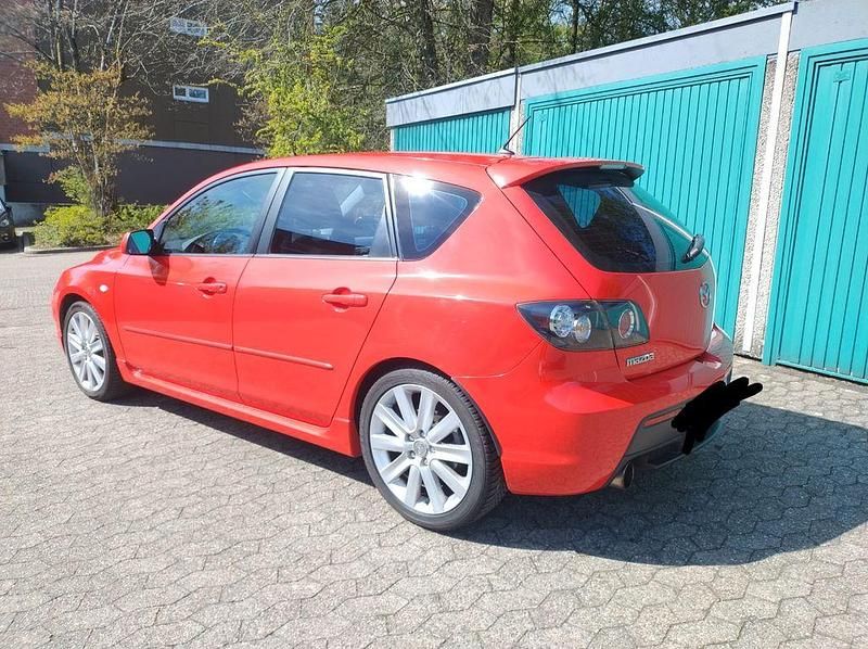 Second-hand Mazda 3 260 CP (191 kW) 2007 Roșu Berlinǎ