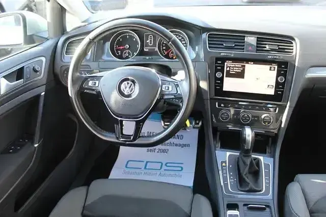 Gebraucht VW Golf Alltrack 184 PS (135 kW) 2020 Tungsten silver metallic Kombi