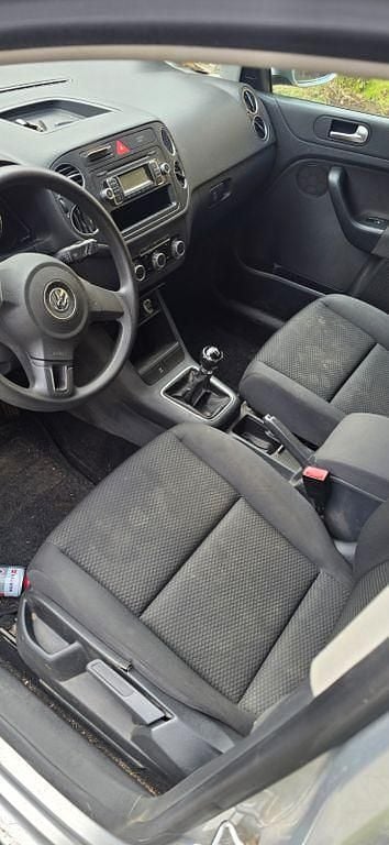 Silber Gebraucht 2009 VW Golf Plus Cross Trendline Van / Kleinbus | 4.000 € (Guter Preis) - Bild 1/4