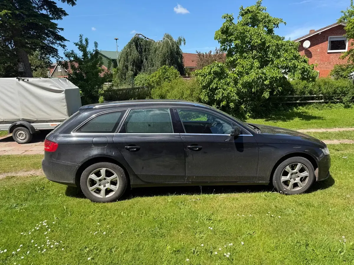 Gebraucht Audi A4 142 PS (104 kW) 2011 Kombi