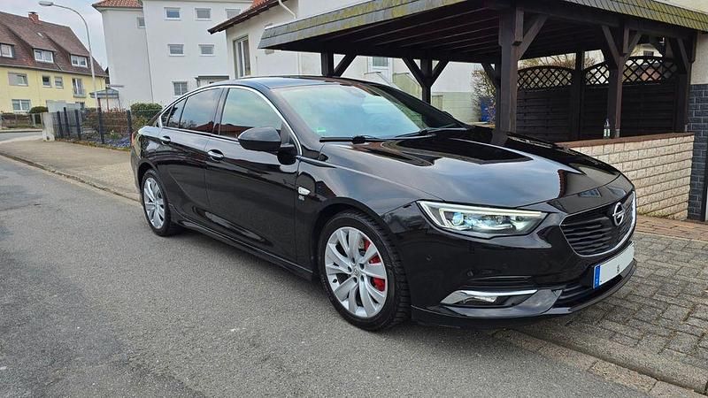 Gebraucht Opel Insignia 260 PS (191 kW) 2017 Schwarz Limousine