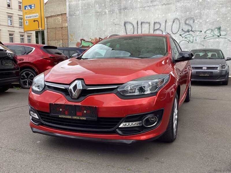 Feuerrot Gebraucht 2016 Renault Mégane GrandTour LIMITED Kombi | 4.999 € (Superpreis) - Bild 1/4