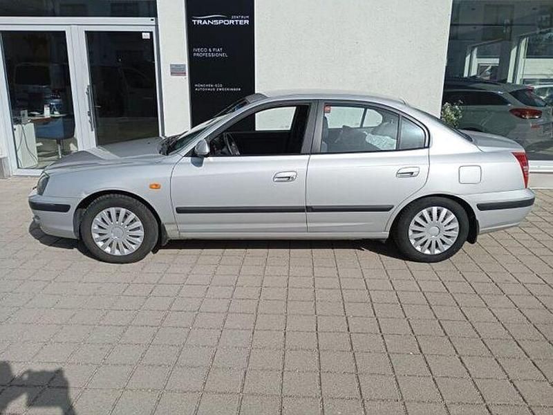 Gebraucht Hyundai Elantra GLS 105 PS (77 kW) 2004 Silber Limousine