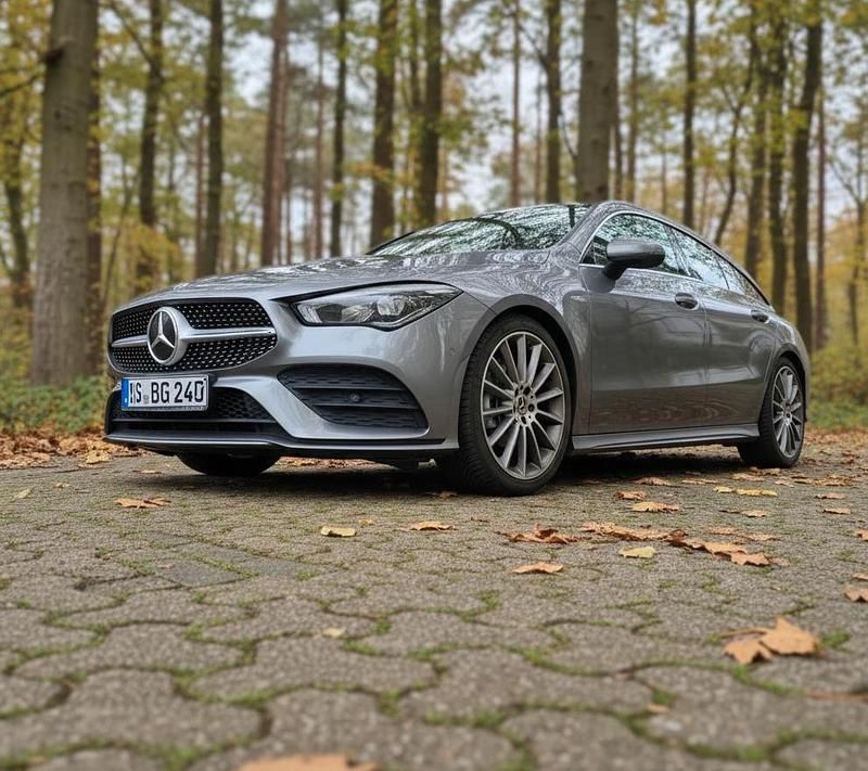 Gebraucht Mercedes CLA180 AMG line 136 PS (100 kW) 2021 Grau Limousine