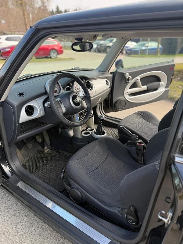 Usado Mini Cooper 90 HP (66 kW) 2002 Citadino