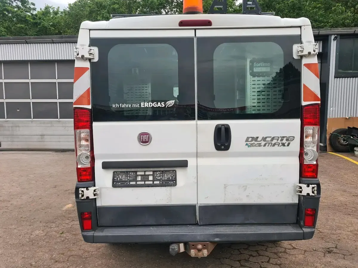 Gebraucht Fiat Ducato 135 PS (99 kW) 2013 Weiß Van