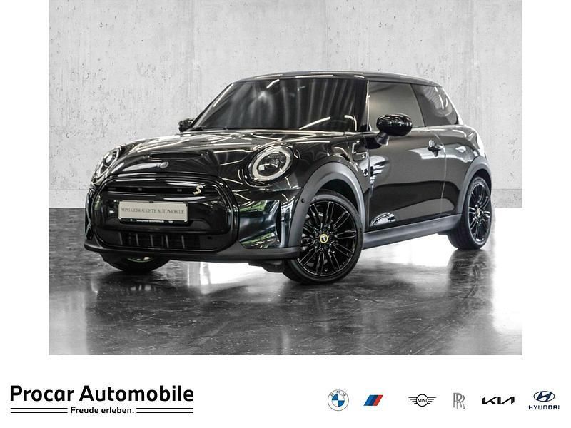 Schwarz Gebraucht 2022 Mini Cooper SE Classic Kleinwagen | 20.200 € (Etwas zu teuer) - Bild 1/4