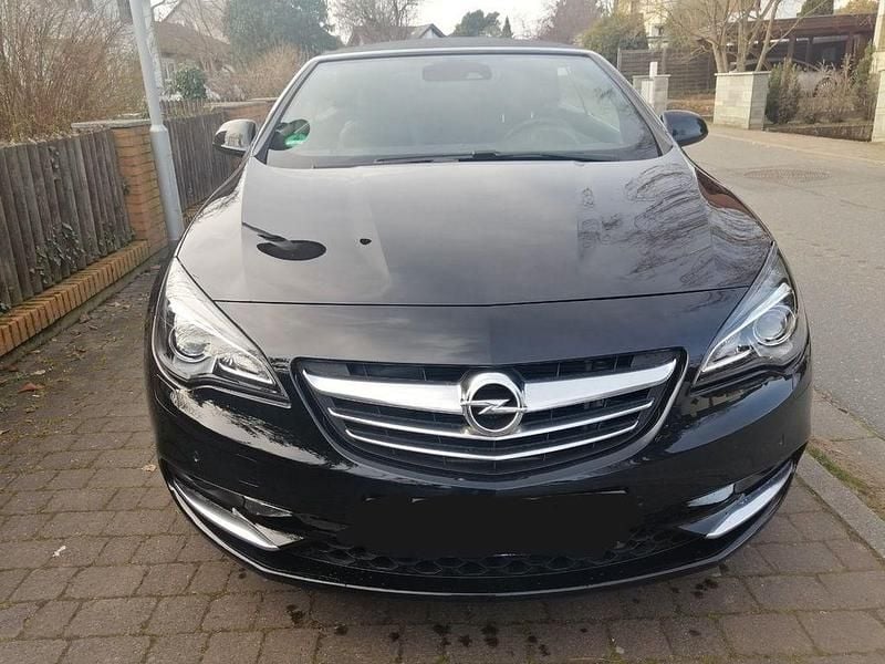 Gebraucht Opel Cascada 140 PS (102 kW) 2017 Schwarz Cabrio