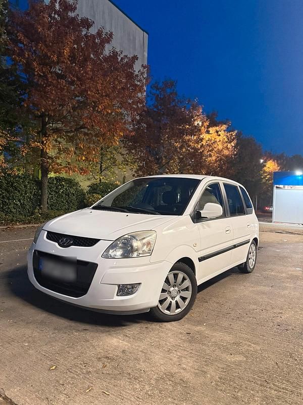 Weiß Gebraucht 2009 Hyundai Matrix Van / Kleinbus | 1.699 € - Bild 1/4