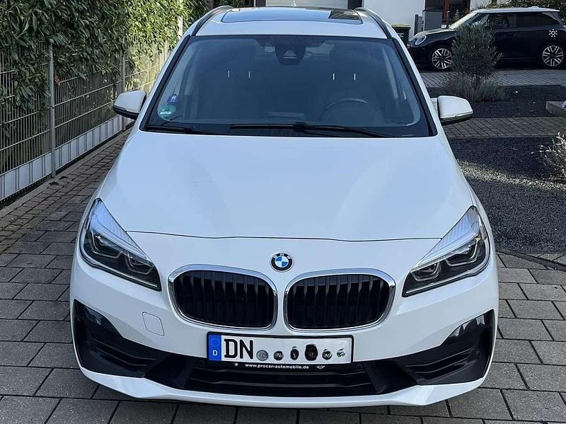 Gebraucht BMW 220 Advantage 192 PS (141 kW) 2022 Weiß Kombi