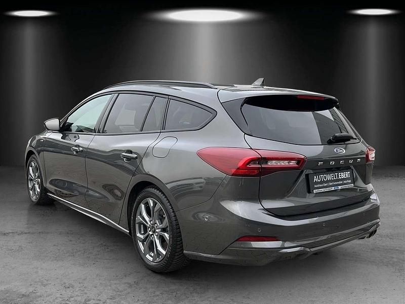 Gebraucht Ford Focus ST-Line 155 PS (114 kW) 2024 Magneticgrau () Kombi