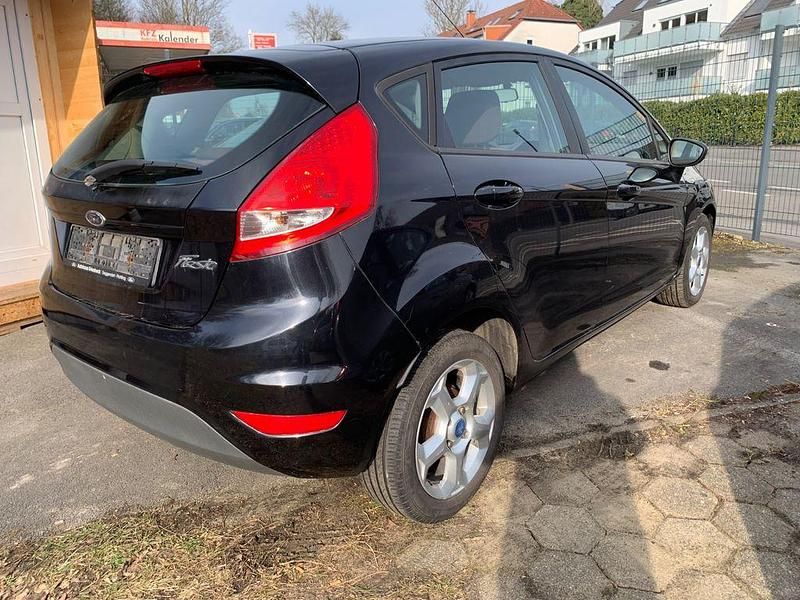 Gebraucht Ford Fiesta Trend 82 PS (60 kW) 2009 Schwarz Kleinwagen