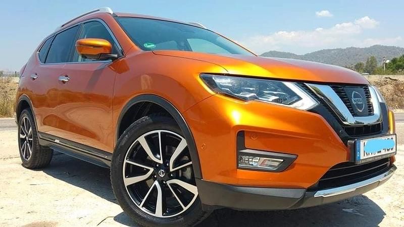 Orange Gebraucht 2018 Nissan X-Trail Tekna SUV | 17.199 € - Bild 1/4