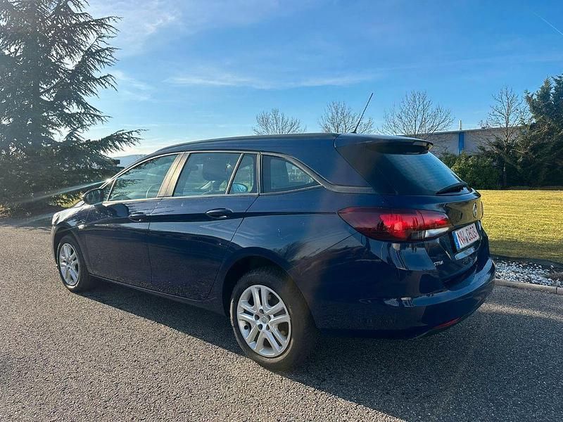 Gebraucht Opel Astra Edition 110 PS (80 kW) 2019 Blau Kombi