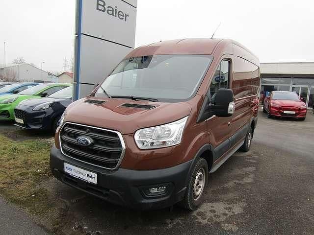 Gebraucht Ford Transit Trend 131 PS (96 kW) 2021 Nut brown ral 8011 Van
