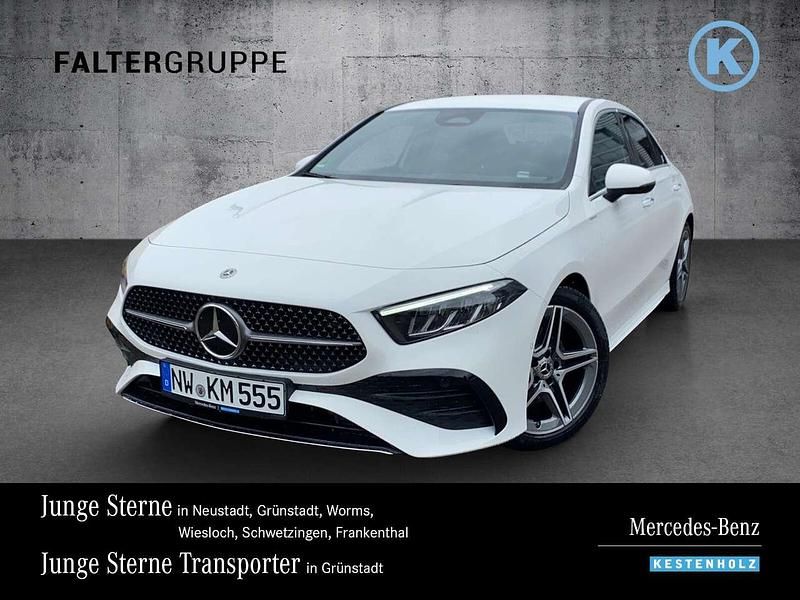 Unilack polarweiß Gebraucht 2024 Mercedes A200 AMG Limousine | 35.180 € (Etwas zu teuer) - Bild 1/4