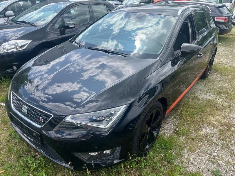 Schwarz Gebraucht 2016 Seat Leon ST FR Kombi | 12.990 € (Guter Preis) - Bild 1/4